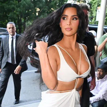 The Rise of an Icon: Unveiling the Success Story of Kim Kardashian